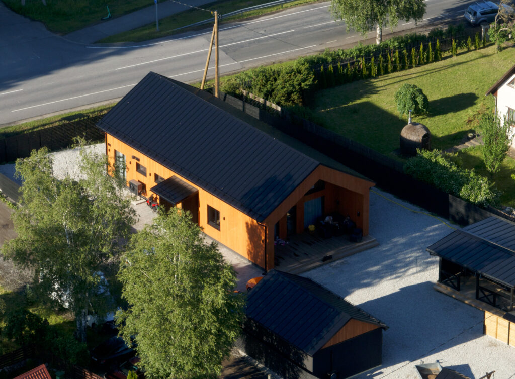 AVL Living Narva mnt 138 valminud maja.